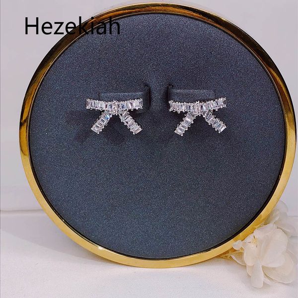 

hezekiah 925 tremella needle lady noble colored zircon earrings bow eardrop luxurious fashion shiny dance party ing, Golden
