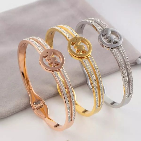 

Bracelete yoloclub