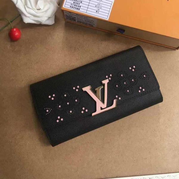 

l10 international brand lady holding bag fashion entertainment bag classic charm exquisite fashion design party delive, Black;red