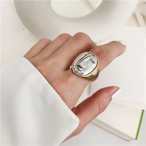 

vintage exaggeration portrait big round rings personality geometric finger rings for women girls party jewelry gifts, Golden;silver