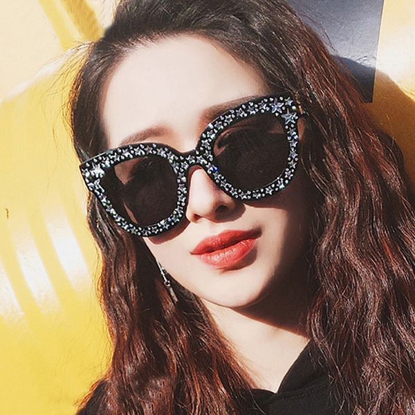 

mizho 2018 original brand celebrity oversized square sunglasses women crystal mirror retro full star uv400 sun glasses female, White;black