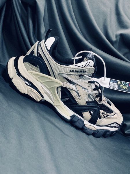 

fast delivery original fashion luxury platform men and women shoes wild vintage track3.0 breathable mesh casual sneakers 02, Black