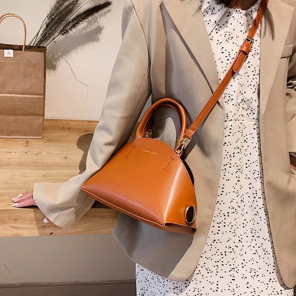 

2019 new brand design woman shell bag vintage female handbag purse ins chic shoulder messenger bags fashion dating clutch