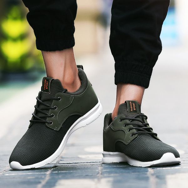 

2019 men's sneakers large size summer new flying woven breathable sets of feet casual running wear resistant shoes
