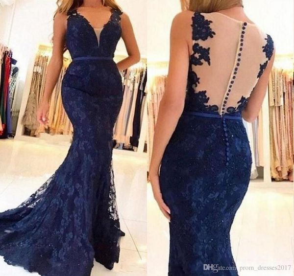 

2020 lace mermaid evening dresses deep v-neck illusion cover buttons sweep train illusion formal party prom gown vestidos de fiesta, Black;red