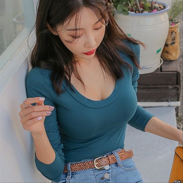 

2020 женщин осень тонкий сексуальный низкий u-образным вырезом с длинным рукавом т- плотно упругое основание внутренней трусы футболки рубаш, White