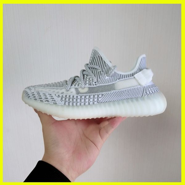

fashion kanye west shoes designer sneakers reflective true form hyperspace clay static trainers outdoor shoes white black glow ing