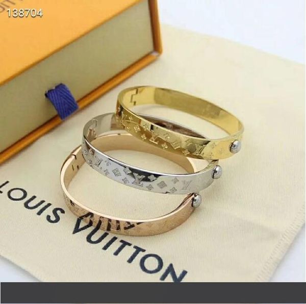 

велиѬне издели 2019 конѬђкоѬ бѬале бѬале женин клаиекий пием а Golden;silver