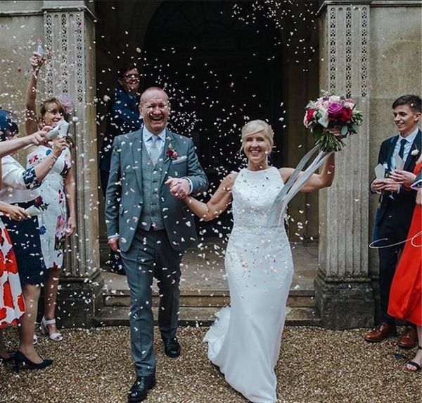 

vintage mermaid chiffon sweep train with jewel lace applique beaded belt sleeveless custom made wedding bridal dresse, White