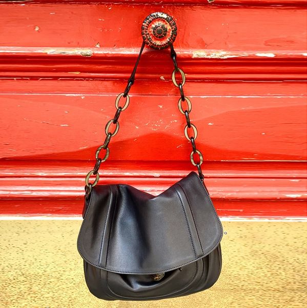 

vintage personality chain solid casual shoulder bag female ins harajuku simple chic fashion large capacity ladies shoulder bag