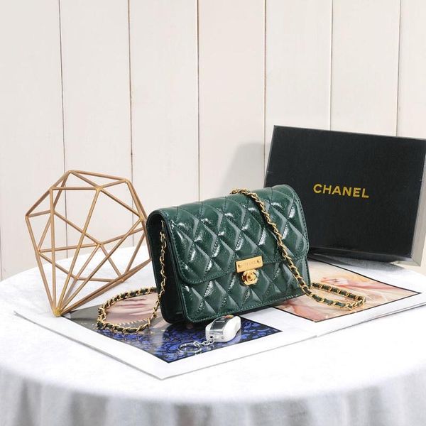 

19ss large capacity shoulder bags nubuck leather handbags tote purses crossbody bags for women fur ball decor sac main femme