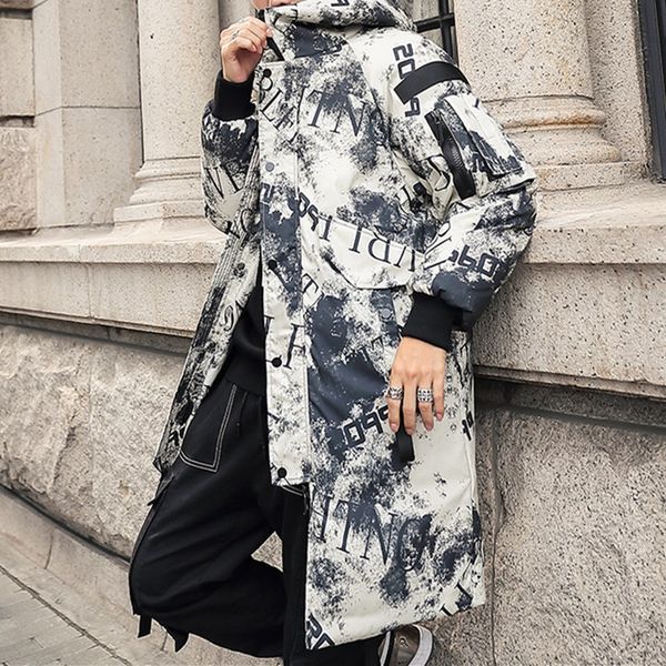 

2020 зима мужских моды длинные рукавов с шапкой спортивных взрыва новых моделями пуховика вершина маскировки над коленом, Black