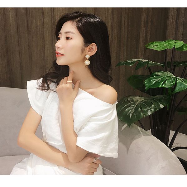 

kissmuah 925 silver needle vintage geometric earrings female temperament simple earrings senior cold wind small