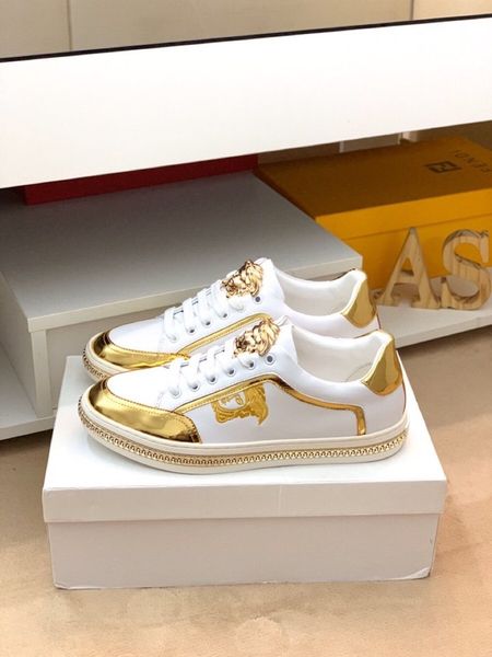 

the est style this year, high-end luxury men's casual sports shoes fashion design brand platform medusa pattern wild style size: 38-44