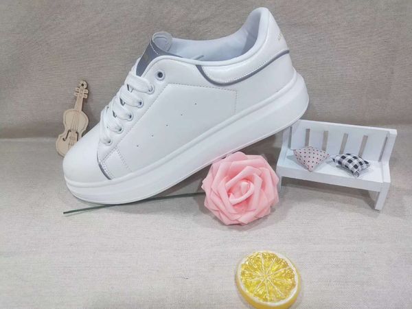 

2019 designer shoes trainers reflective 3m white leather platform sneakers womens mens flat casual party wedding shoes suede sports t07, Black
