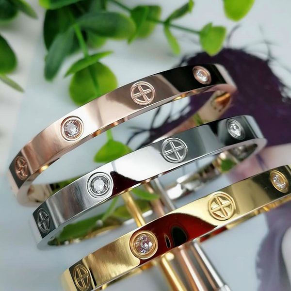 

factory wholesale five-generation screwdriver titanium steel bracelet 18k rose gold love couple bracelet eternal ring bracelet, Golden;silver