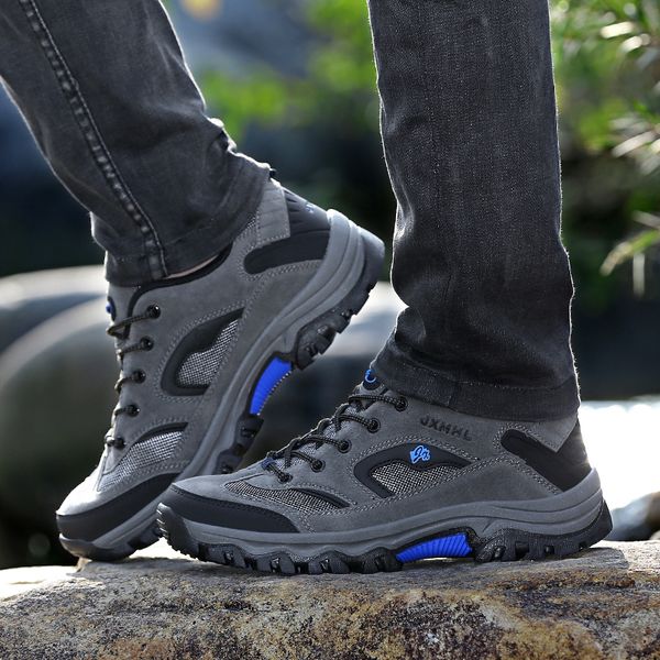 

men hiking shoes 2020 new fashion leather-covered waterproof hiking shoes youth non-slip sneakers wear resistant mountain