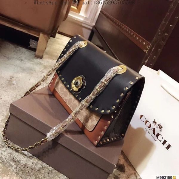 

2019 Модный бренд Роскошный дизайнер Crossbody женщины Сумки сумки с первым слоем кожи в форме сердца с логотипом оборудования