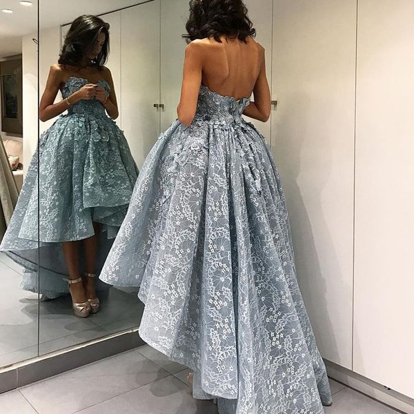 Abiti da sera in pizzo pieno azzurro di lusso senza spalline applique abiti da ballo alti e bassi abiti da sposa senza schienale