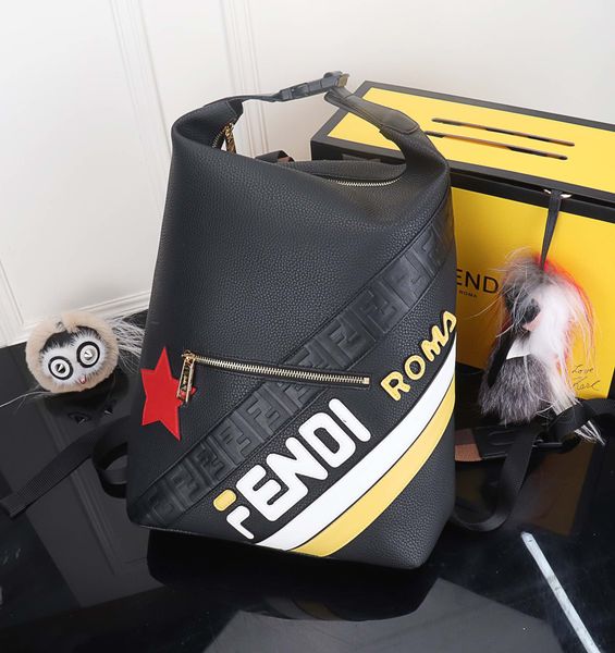 

De igner luxury handbag pur e backpack de igner 2019 fa hion women lady white black ruck ack bag charm hipping