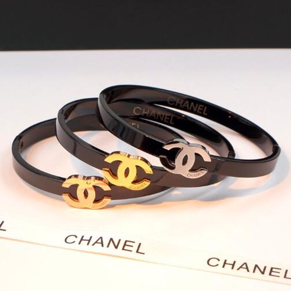 

New arrival cla ic de igner ilver gold ro e gold bracelet bangle tainle teel with famou logo whole ale price, Black