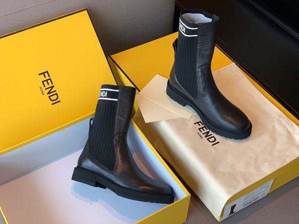 

new style high-end luxury ladies martin boots ankle boots fashion design brand classic pattern winter women's boots platform heel 5.5cm, Black