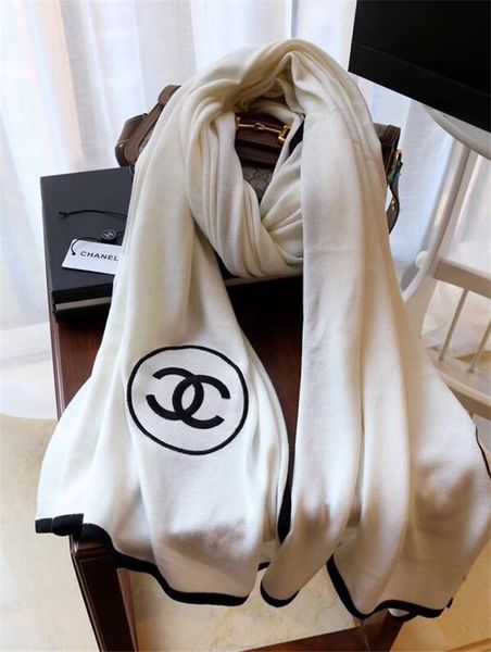 

2020 winter luxury 100% cashmere scarf, classic big-letter scarves for both male and female designers, as a gift, Blue;gray