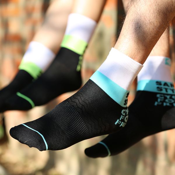 

santic men sports socks for cycling running basketball football breathable anti-sweat outdoor sports wear size, Black