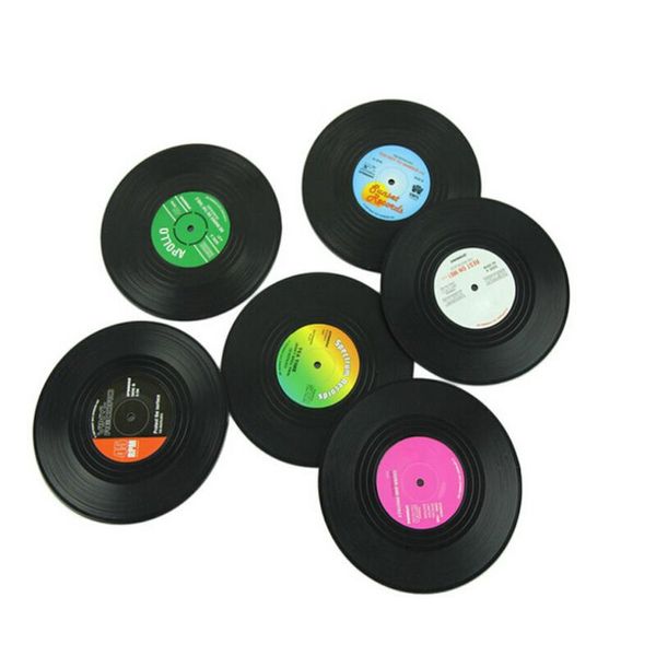 Retro Home Table Cup Mat 4 pezzi / set 6 pezzi / set Creativo CD Record a forma di caffè Bere tè Tovaglietta Sottobicchieri in vinile Colore casuale LX8867
