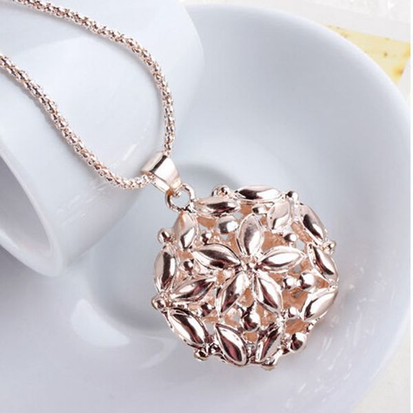 

new sweet fashion flash diamond necklace stone three-dimensional hollow pendant opal flower necklace ladies sweater chain pendant necklace, Silver