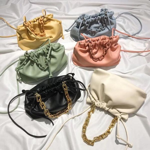 

2020 new fashion , korean version versatile single shoulder messenger chain