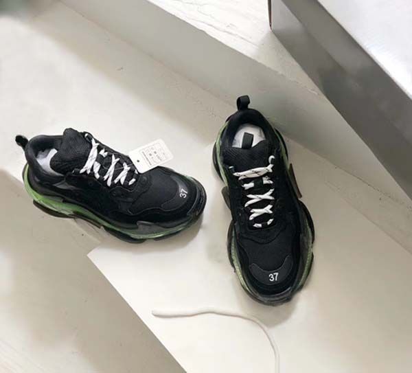 

2020 triple s designer shoes for men women platform sneakers black green triple mens trainers fashion sports outdoor casual shoes whale s