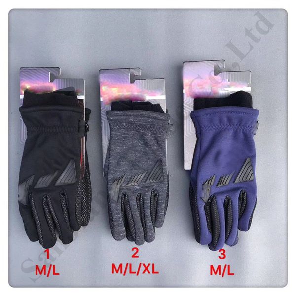 

U a brand fleece touch creen glove telefinger under de igner patchwork windproof winter warm glove finger mitten with tag c92006, White