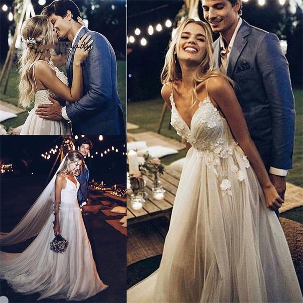 

beach a-line wedding dresses spaghetti strap sleeveless appliqued lace wedding gown boho sweep train custom made robes de mariÃ©e, White
