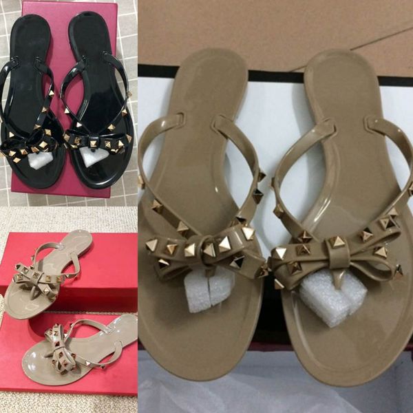 

2020 women designer slippers rivets big bowknot flip flops beach sandalias femininas flat jelly women designer sandals shoes, Black