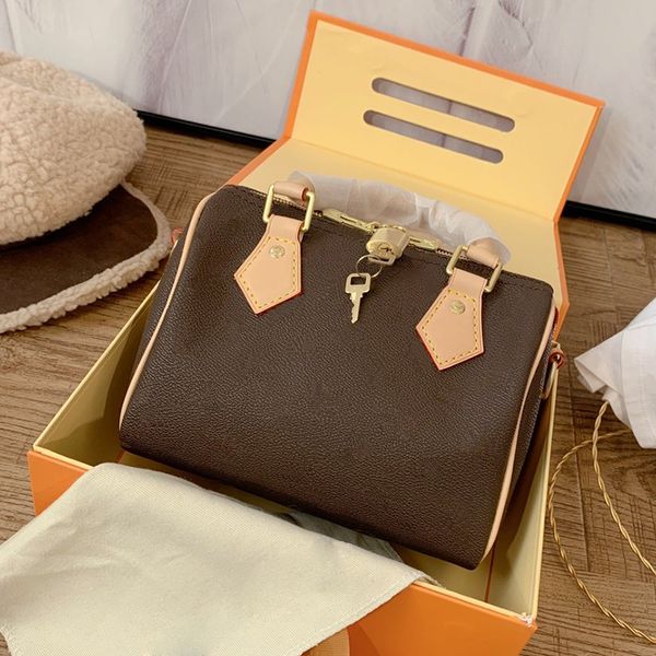 

designer bags 2022 brand handbag special canvas with genuine leather shoulder bag totes lady's crossbody bag brown trave bags