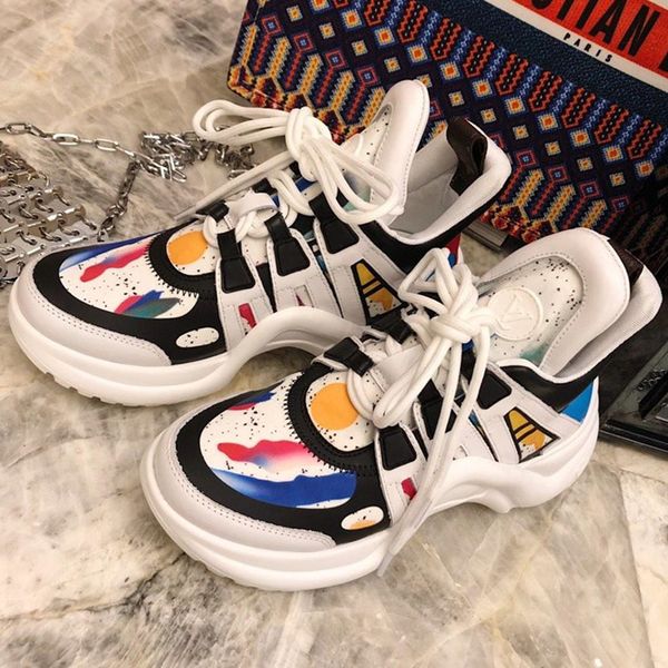 

digital exclusive archlight sneaker in monogram canvas mens luxury designer shoes womens mixed colors flower print leather sneakers with box, Black