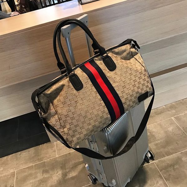 

2020 women overnight weekend traveling bag ladies stripe handbag big travel bag light luggage men's lightweight sports gym bags