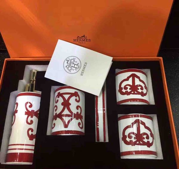 

Luxury drinkware 61pc european ceramic tea et porcelain coffee et coffee pot coffee dinner di he aucer et white lh809