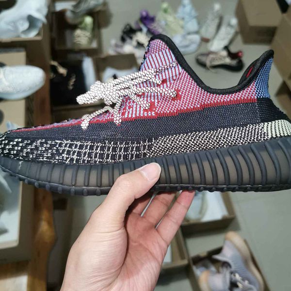 

with box] luxury designer men women v2 zebra static cream sesame kanye west og clay true form yecheil 3m wave running shoes sneakers
