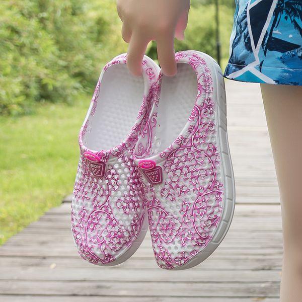 

original classic clogs garden flip flops water shoes women summer beach aqua slipper outdoor swimming sandals rainbow shoes