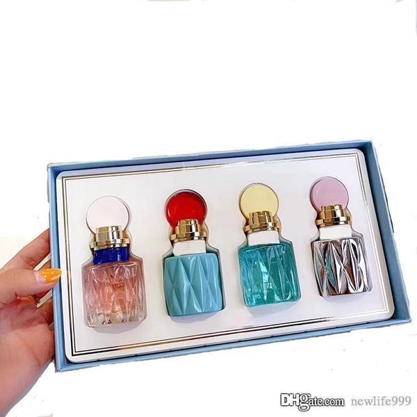 

парфюмерия ароматы для женщин вчетвером туалетная вода-4 * 20мл популярных женщин духи прочного бесплатная доставка быстрая доставка