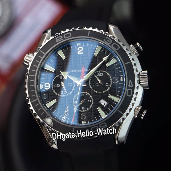 

new diver 300m james bond 007 43mm os quartz chronograph mens watch black texture dial ceramics bezel rubber strap watches hello_watch e286, Slivery;brown