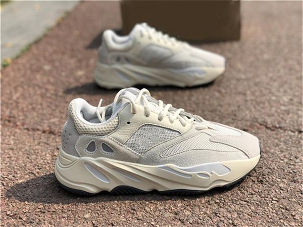 

2020 authentic 700 v2 analog eg7596 kanye west outdoor shoes men women runner wave salt mauve static inertia geode sneakers with og box