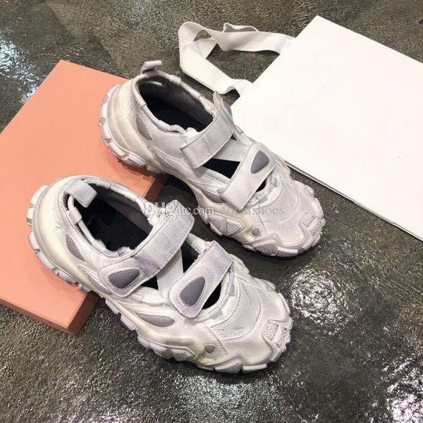 

white triple s casual shoes designer sandals men women chaussures luxury shoes platform sandal hook & loop shoes espadrilles, Black