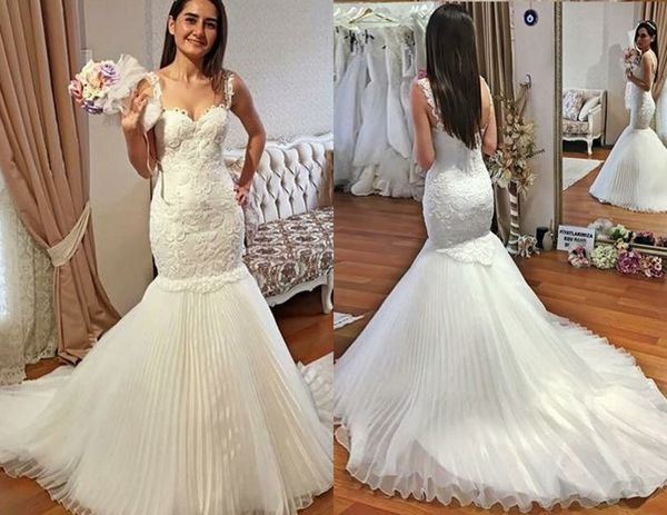 

modest mermaid wedding dresses bridal gowns with spaghetti straps ruched applique lace court train, White
