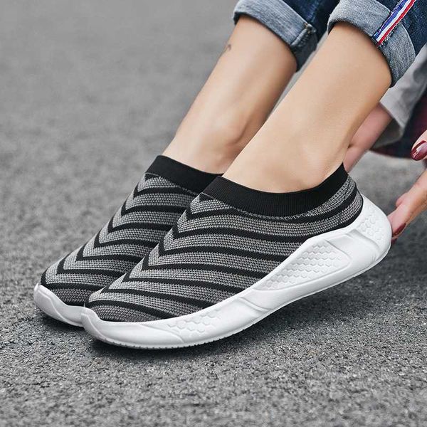 

2020 women sneakers shoes sock running shoes women summer slip on flat light weight sports