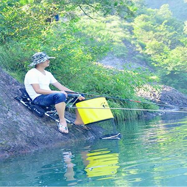 

2020 new folding fishing chair portable fishing box light multi-purpose backpack beach chairs with retractable feet