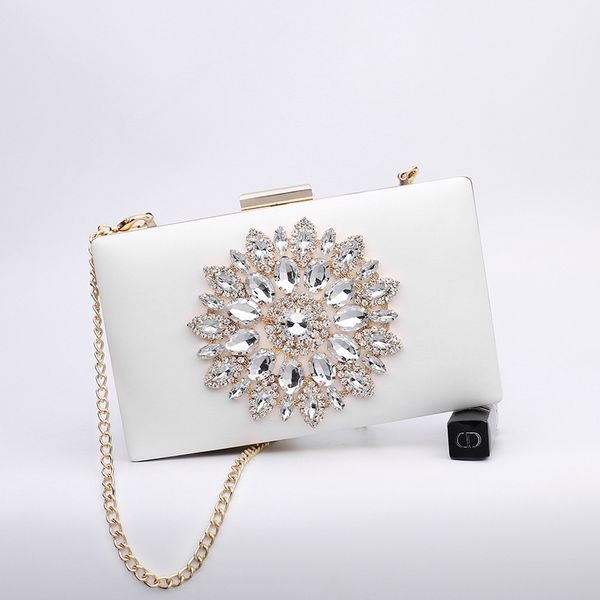 

women's fashion handbag season 2020 new diamond evening bag crystal clutch shoulder strap chain square sling bag
