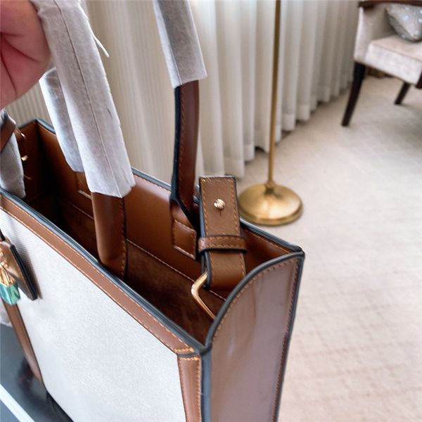 

2020 Lady Luxury Designer Handbag Good Quality Shoulder Bag Shopping Bags New CFY20042036